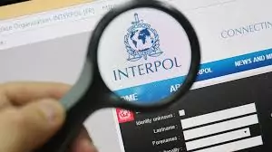 ¿Cómo saber si estoy buscado por la Interpol?